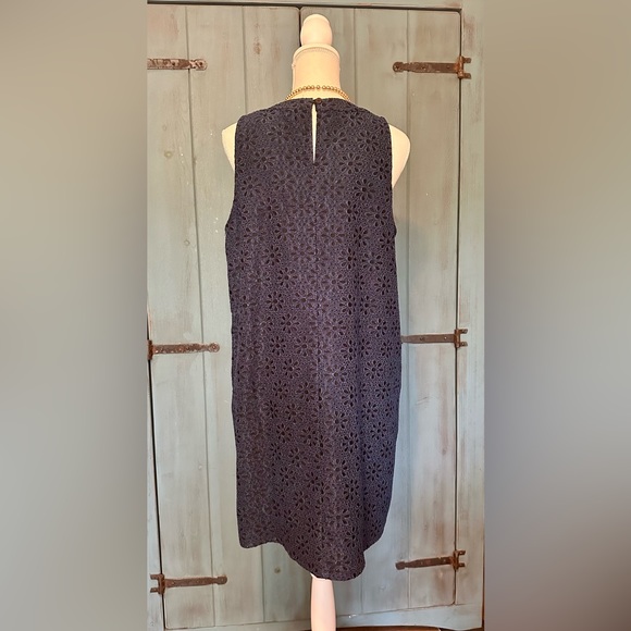 Amour Vert Dress - Picture 2 of 6